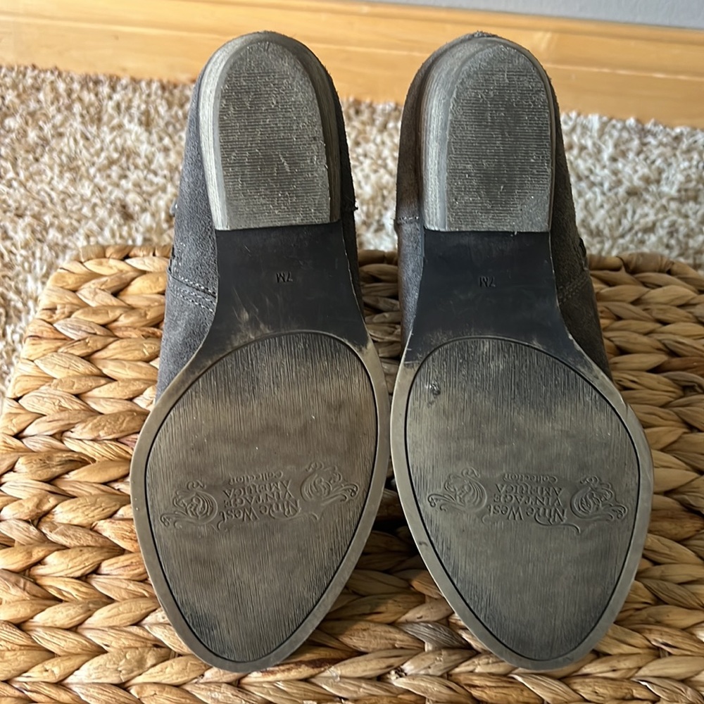 Nine West Vintage America Collection gray  suede bootie-7 - Picture 4 of 9